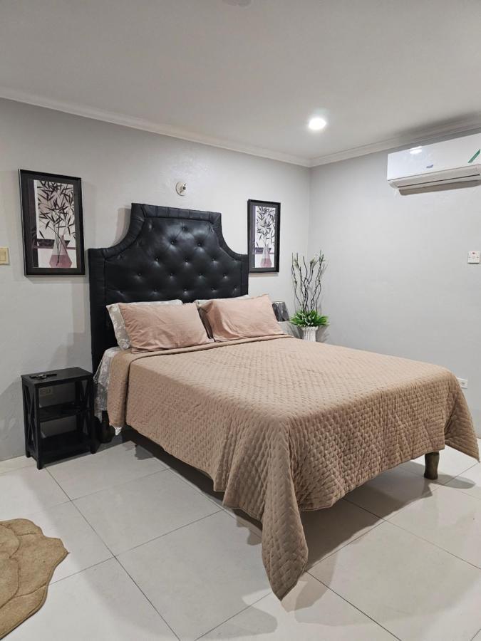 Secret Hideaway Appartement Ocho Rios Buitenkant foto